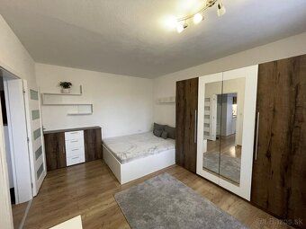 We offer for rent a cozy one-bedroom apartment functionally