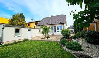 I will exchange an older nice family house of 8 ares in
