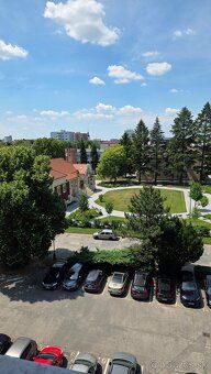 В інтересах власника пропонуємо на продаж повністю