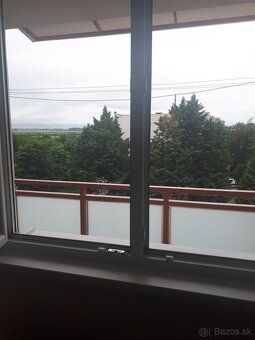 pronajmu 2+1 byt s balkonem pro 1 nebo 2 dospělé osoby