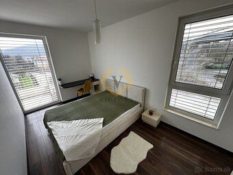 Looking for a modern, fully equipped home in the heart of
