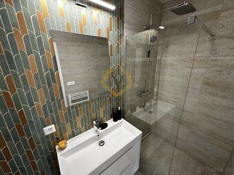 Looking for a modern, fully equipped home in the heart of