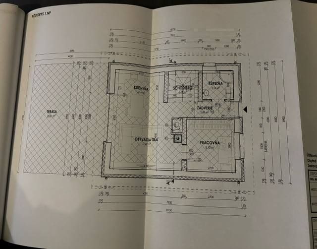 Sell 1100 m² land on the bank of the Danube near the