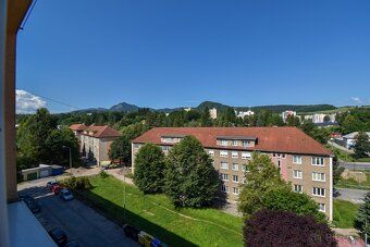 Realitná kancelária BEDES ponúka na predaj priestranný jedno