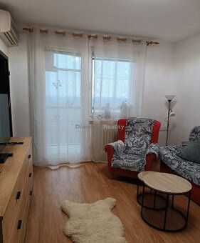 Пропоную орендувати однокімнатну квартиру в Пєштянах на