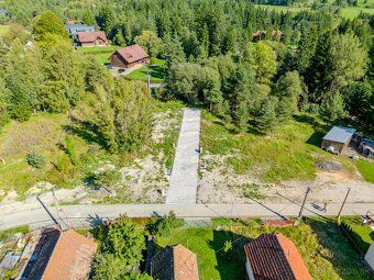 Prodám slunnou stavební parcelu o ploše 668 m² s možností