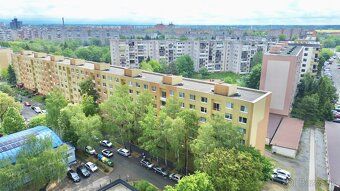 Real Estate Zemplín offers for rent a large and furnished