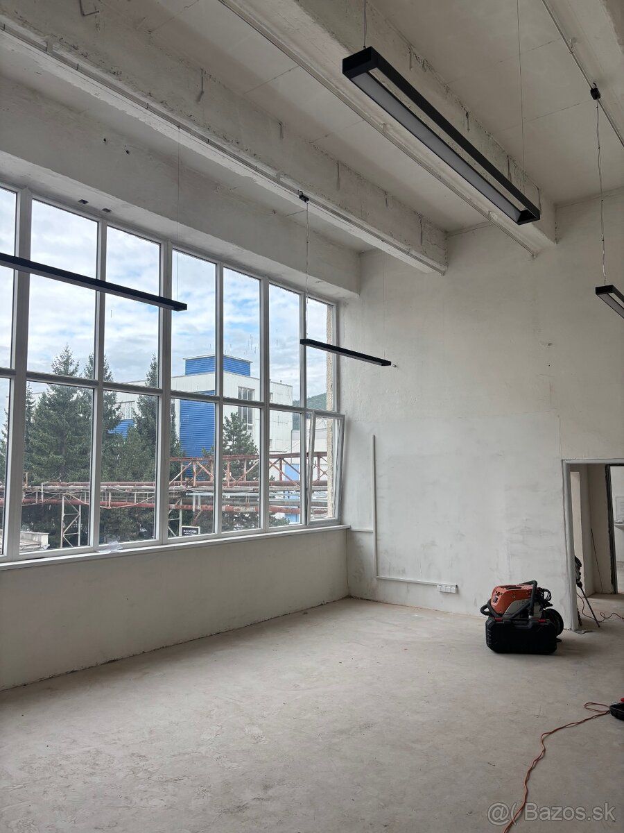 Nabízíme k pronájmu provozní prostory o velikosti 70–110 m²