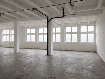 Nabízíme k pronájmu provozní prostory o velikosti 70–110 m²