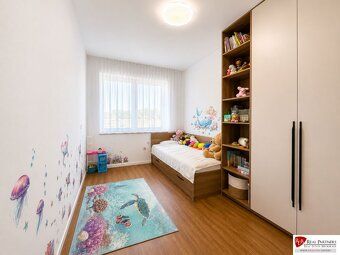 MAJERSKÁ ULICE | ROVINKA | 4-IPROSTORNY BYT V RADNÍM DOMĚ |