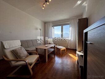 Residence Real пропонує орендувати просторий 4-кімнатний