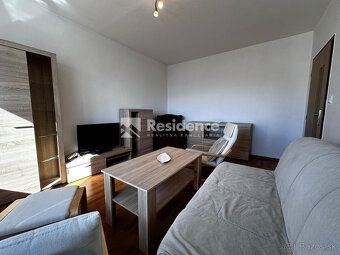 Residence Real пропонує орендувати просторий 4-кімнатний