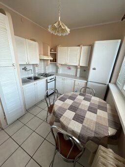 🏡 Pronájem prostorný 2-pokojový byt, 52 m² – Košice, Nad