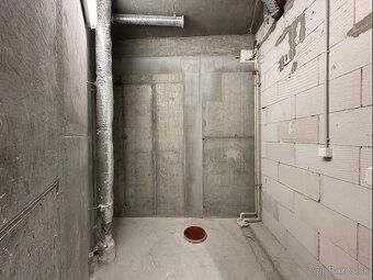 Pronajmu bezpečný zděný skladový prostor o velikosti 4,5 m²