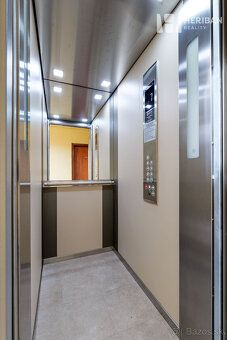 Oferujemy ekskluzywny na sprzedaż 3-pokojowy apartament z
