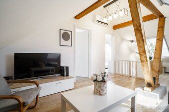Przestronny 4-pokojowy apartament po remoncie w sercu
