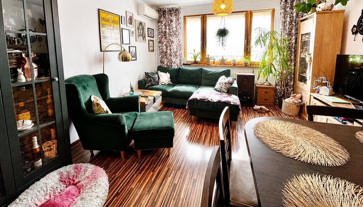 Nabízíme k prodeji moderní a stylově rekonstruovaný