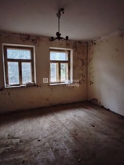 W ekskluzywnym przedstawicielstwie właściciela domu
