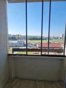 Oferujemy na wynajem 2-pokojowe mieszkanie w Košútach II