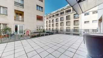 AVE estate oferuje na sprzedaż przestronne 4-pokojowe