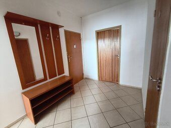 Agencja nieruchomości Center Reality oferuje na wynajem za