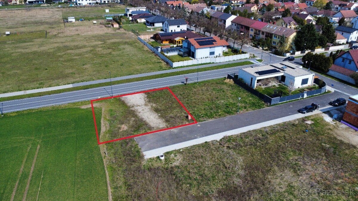 AVE Estate пропонує привабливу земельну ділянку в одному з