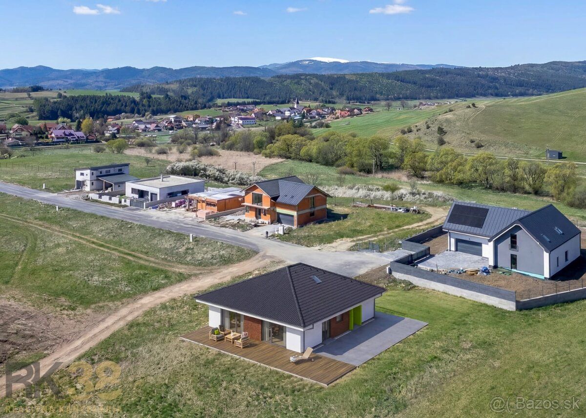 Nabízíme k prodeji moderní novostavbu rodinného domu typu