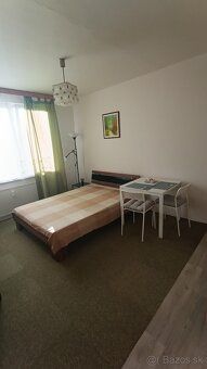 Nabízím k dlouhodobému pronájmu jednoduše zařízenou