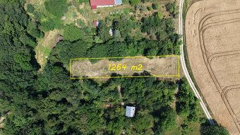Prodej stavebního pozemku o ploše 1264 m2 v obci Haluzice u