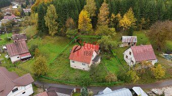 StorkReal Vám ponúka na predaj starší rodinný dom s veľkým p