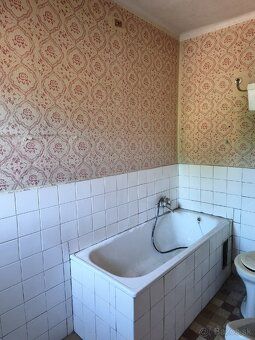 Not everyone looks for the perfect house. Some look for a
