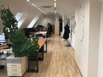Nabízíme k pronájmu kancelářské prostory v centru města na