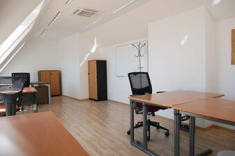 Nabízíme k pronájmu kancelářské prostory v centru města na