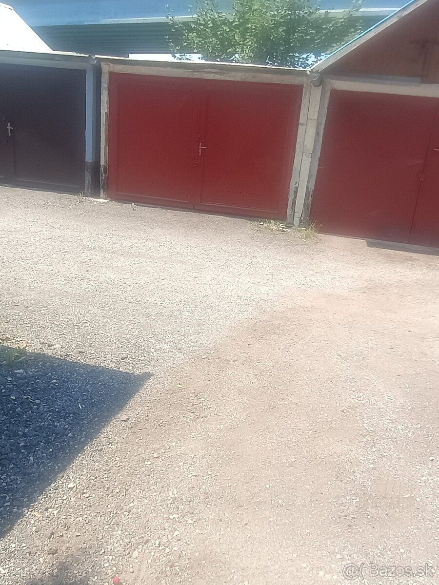 Oferuję garaż do wynajęcia przy ul. Żeleznicziarov w