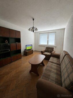 Prodám 3pokojový byt o ploše 69m², ve 5. patře z 10, bez