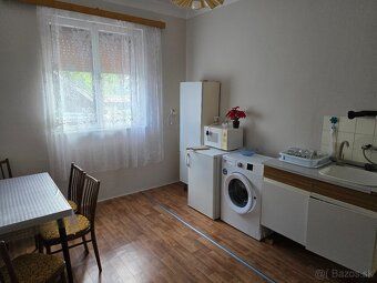 Prodám rodinný dům ve Velkých Trakanech Dům se skládá z