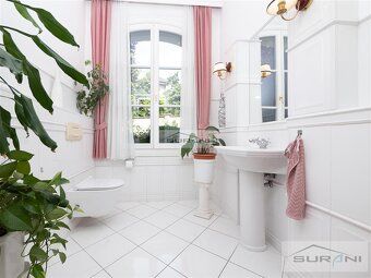 In a quiet and sought-after location under the Mountain