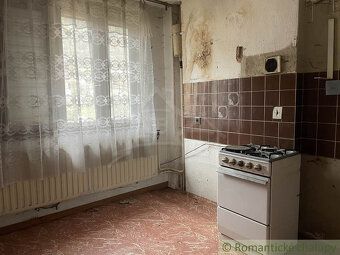 Prostorný dům vhodný na kompletní rekonstrukci se nachází v
