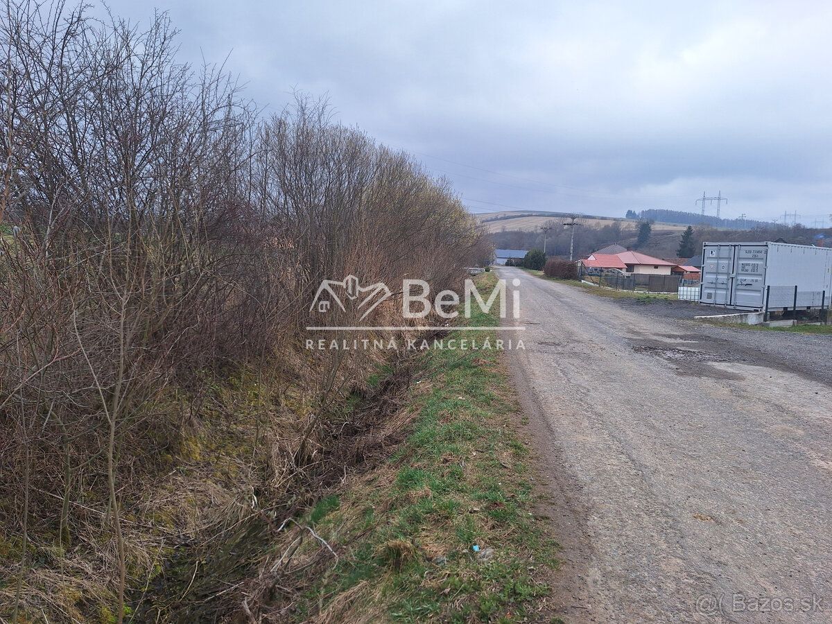 Typ: Pozemky - bývanie Ulice: . Obec: Galovany ID