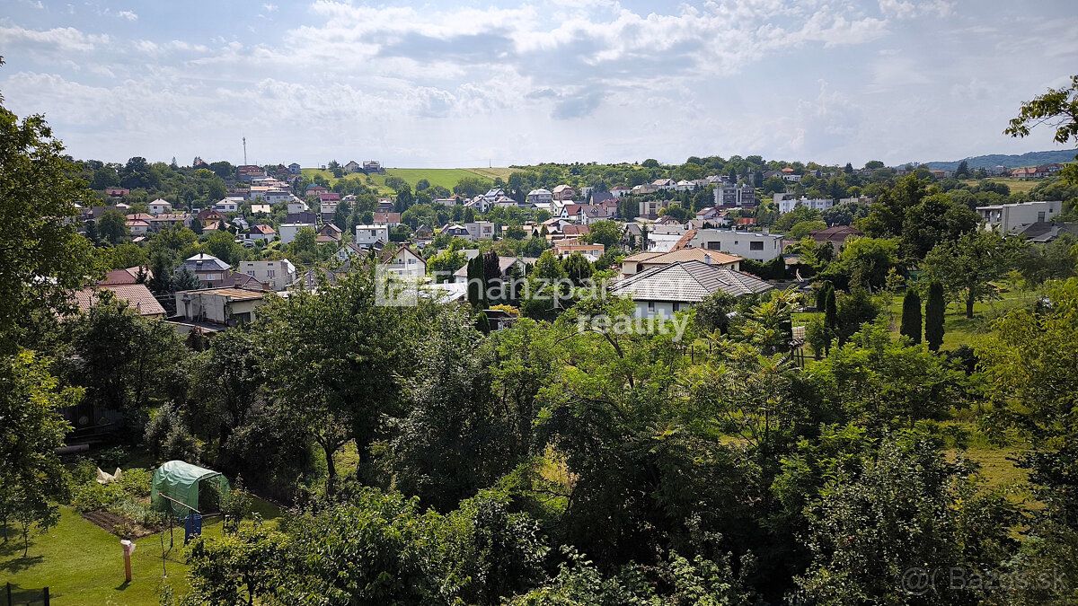 Typ: Rodinný dom Obec: Humenné
Pre vážneho záujemcu ponúknit