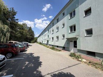 I offer for sale a 3-room apartment at Sihoti measuring 82