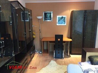 I offer for sale a 3-room apartment at Sihoti measuring 82