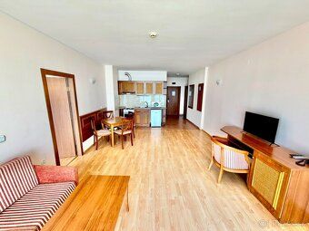 Luxusní byt v první linii u moře – Sveti Vlas | 95 m² |