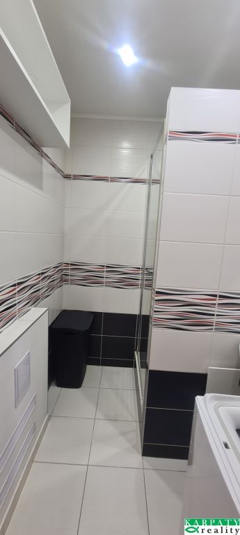 Nabízíme k pronájmu příjemný 2 pokojový byt o ploše 48 m²