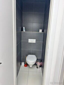 We rent an apartment in an excellent location. The