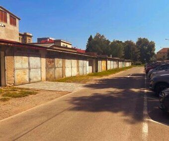 XEMAR ( alebo 0907 895 125) ponúka na predaj murovanú garáž 