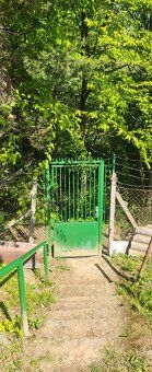 Na prodej slunný pozemek 604 m² pod Vilec horou