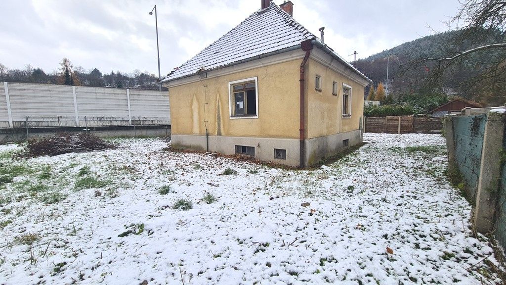 Lokalita: Žilina - Strážov Sekce: prodej Druh: dům Počet