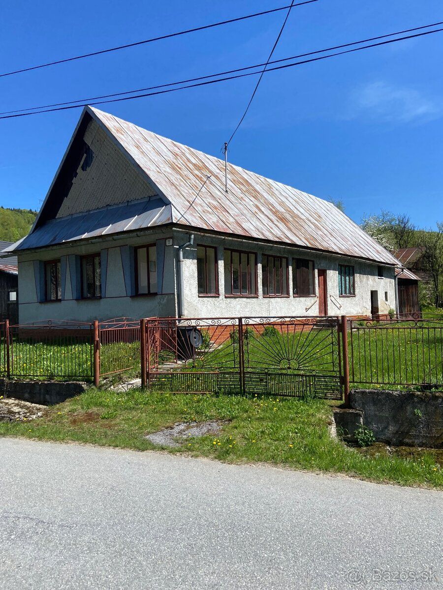 Nabízím k prodeji třípokojový dům s terasou a prostornou