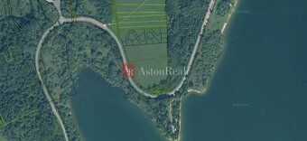 AstonReal nabízí k prodeji pozemek o výměře 8 063 m2 s
